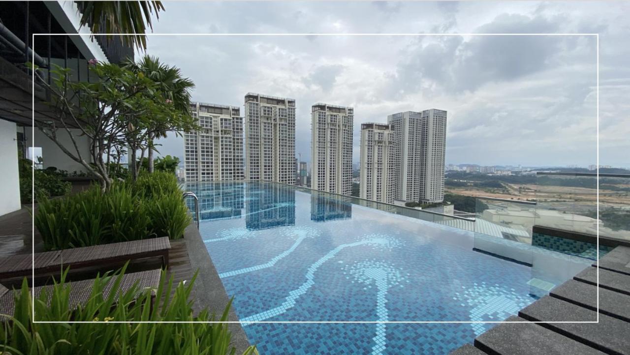Apartment 13a-aurora Place- Pavilion